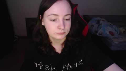 Snapshot of laralianna chatting on 14, 12, 2025 Laralianna online show from 14, 12, 2025