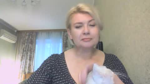 laramrs online show from 25, 10, 2025