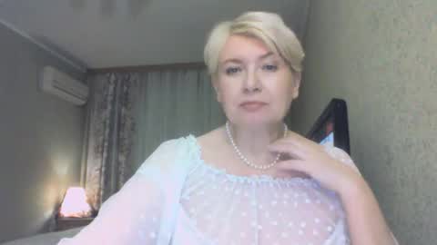 laramrs online show from 10, 2, 2026