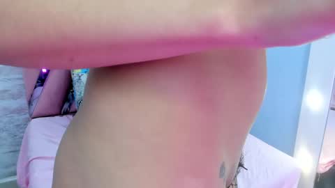 Snapshot of laramurphy chatting on 30, 12, 2024 Lara Murphy online show from 30, 12, 2024