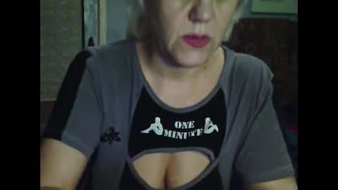 larisaq4ugo24 online show from 31, 1, 2025