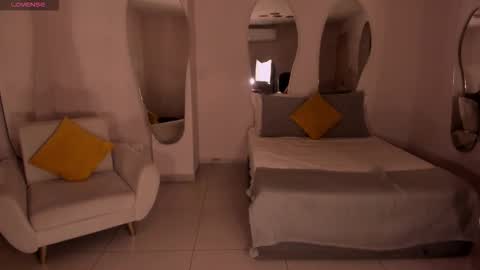 Snapshot of larisasmirnov chatting on 15, 11, 2025 Larisa Smirnov online show from 15, 11, 2025