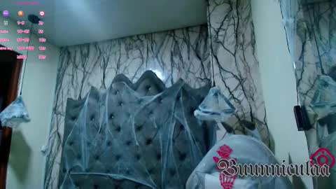 Snapshot of larissa01_ chatting on 26, 10, 2025 Lari online show from 26, 10, 2025