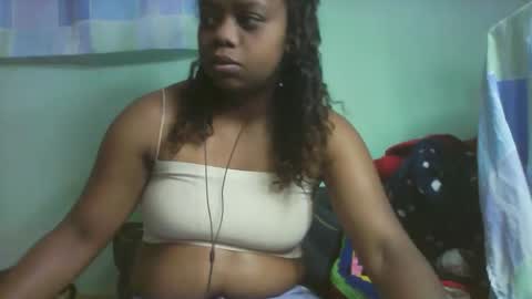 larissa645771 online show from 9, 11, 2025