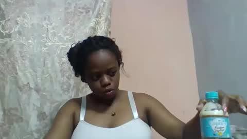 larissa645771 online show from 3, 6, 2026