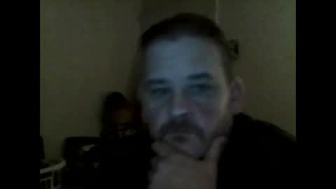 Snapshot of larry5o chatting on 8, 5, 2026 larry5o online show from 8, 5, 2026