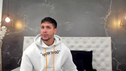 andrew online show from 30, 11, 2025