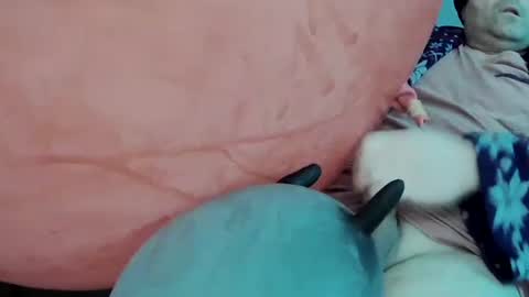 latexchris77 online show from 24, 2, 2025