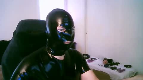 Snapshot of latexminheadroom chatting on 10, 1, 2026 latexminheadroom online show from 10, 1, 2026