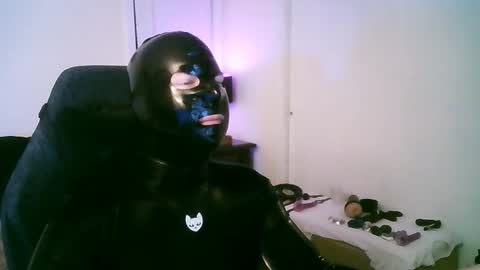Snapshot of latexminheadroom chatting on 12, 1, 2026 latexminheadroom online show from 12, 1, 2026