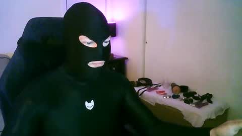 latexminheadroom online show from 22, 6, 2026