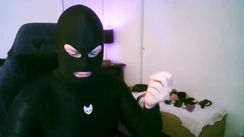 latexminheadroom online show from 13, 7, 2026