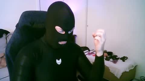 latexminheadroom online show from 22, 7, 2026