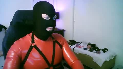 latexminheadroom online show from 25, 7, 2026