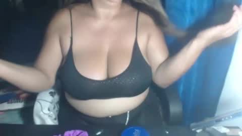 Snapshot of latin_big_boobs chatting on 21, 2, 2026 latin_big_boobs online show from 21, 2, 2026