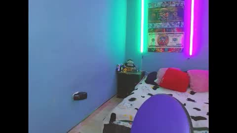 latin_boysxxx_ online show from 12, 10, 2025