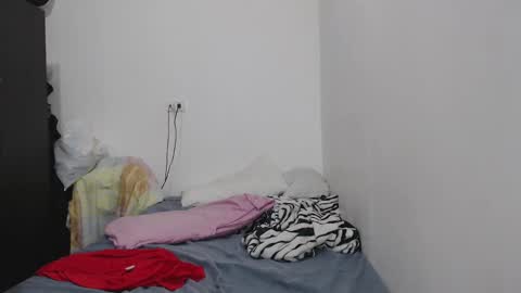 M E G A N  online show from 8, 1, 2025