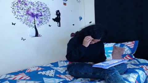 karen online show from 11, 12, 2024