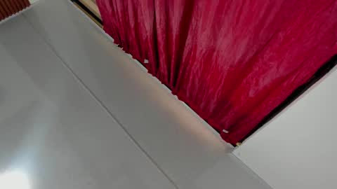 latina_candy01 online show from 25, 11, 2025