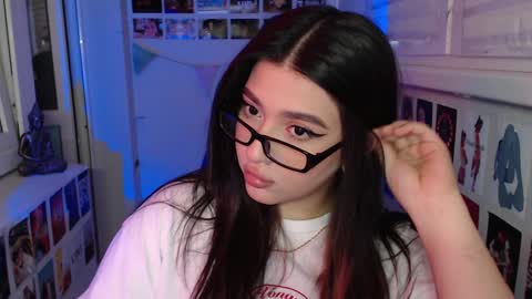 Snapshot of latina_mia chatting on 12, 1, 2025 miiiiiiaaaa online show from 12, 1, 2025