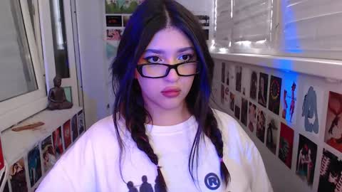 Snapshot of latina_mia chatting on 11, 2, 2025 miiiiiiaaaa online show from 11, 2, 2025