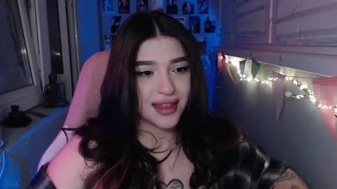Snapshot of latina_mia chatting on 20, 2, 2025 miiiiiiaaaa online show from 20, 2, 2025