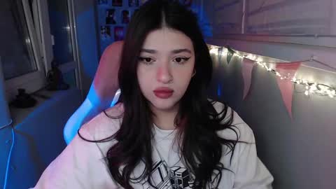 Snapshot of latina_mia chatting on 22, 2, 2025 miiiiiiaaaa online show from 22, 2, 2025