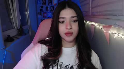 Snapshot of latina_mia chatting on 23, 2, 2025 miiiiiiaaaa online show from 23, 2, 2025