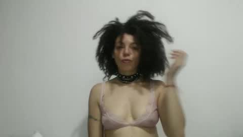 Latinacoka online show from 31, 5, 2026