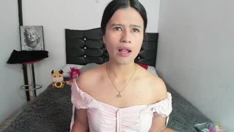 Luna  online show from 11, 4, 2026