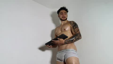 Snapshot of latinboyvip_ chatting on 7, 6, 2026 LatinBoyVIP Colombian online show from 7, 6, 2026