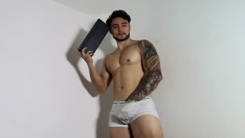 Snapshot of latinboyvip_ chatting on 9, 6, 2026 LatinBoyVIP Colombian online show from 9, 6, 2026