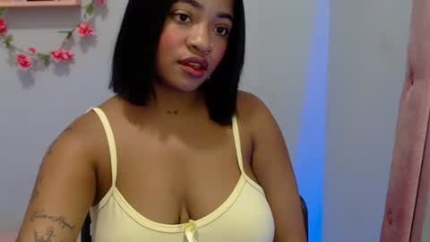 Snapshot of latinbrunett1 chatting on 15, 7, 2026 latinbrunett1 online show from 15, 7, 2026