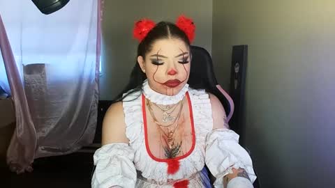 Snapshot of latindholl chatting on 13, 10, 2025 Latin Dholl online show from 13, 10, 2025