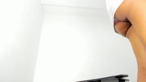 latinebonyts online show from 13, 11, 2025