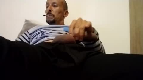 latinhardfuker1980 online show from 9, 2, 2025