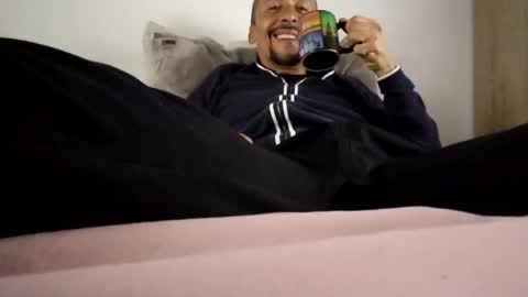 latinhardfuker1980 online show from 15, 2, 2025