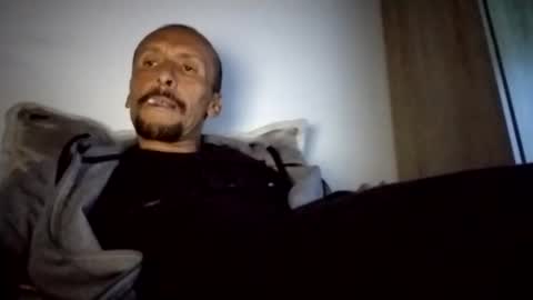 latinhardfuker1980 online show from 19, 2, 2025