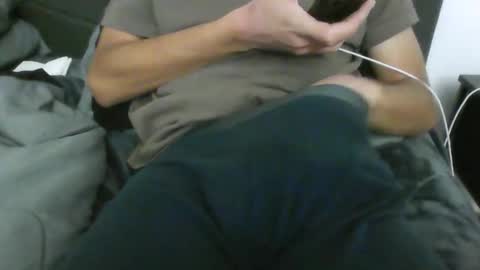 latinman7945 online show from 19, 4, 2026