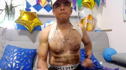 Snapshot of latinmartin254 chatting on 26, 9, 2025 latinmartin254 online show from 26, 9, 2025
