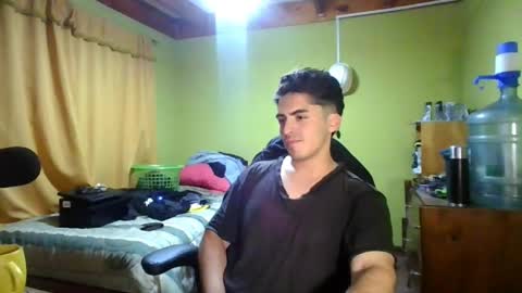 Snapshot of latinn_babe chatting on 19, 5, 2026 latinn_babe online show from 19, 5, 2026