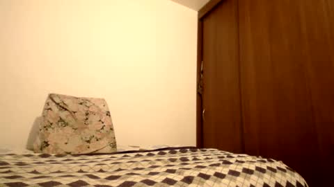 Snapshot of latinndexter chatting on 20, 9, 2025 DEXTER online show from 20, 9, 2025