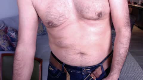 QS - INDEPENDENT MODEL online show from 17, 12, 2024