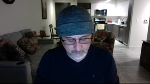 QS - INDEPENDENT MODEL online show from 16, 1, 2025