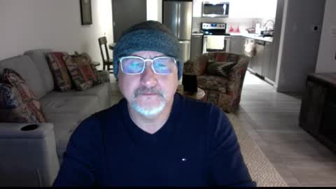 QS - INDEPENDENT MODEL online show from 23, 2, 2025