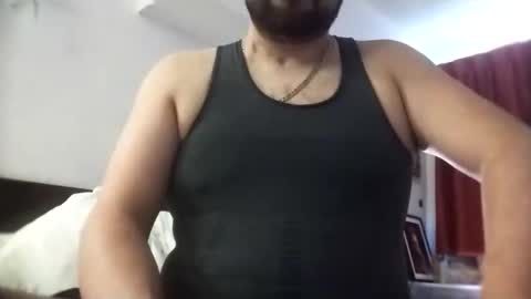 latino_daddy93 online show from 13, 2, 2026