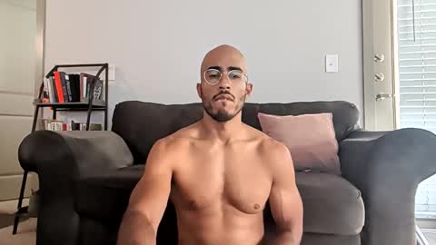 Snapshot of latinomixedbbc chatting on 7, 10, 2025 latinomixedbbc online show from 7, 10, 2025