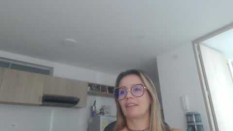 latinpaprika online show from 21, 2, 2025