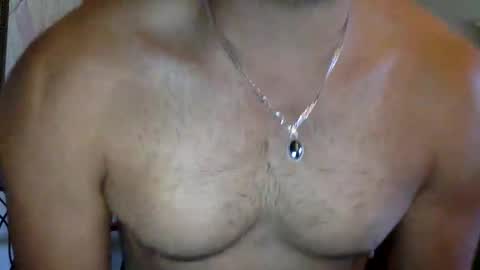 Snapshot of latinvershung chatting on 1, 12, 2024 latinvershung online show from 1, 12, 2024