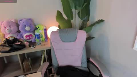 laukyubey1 online show from 28, 10, 2025